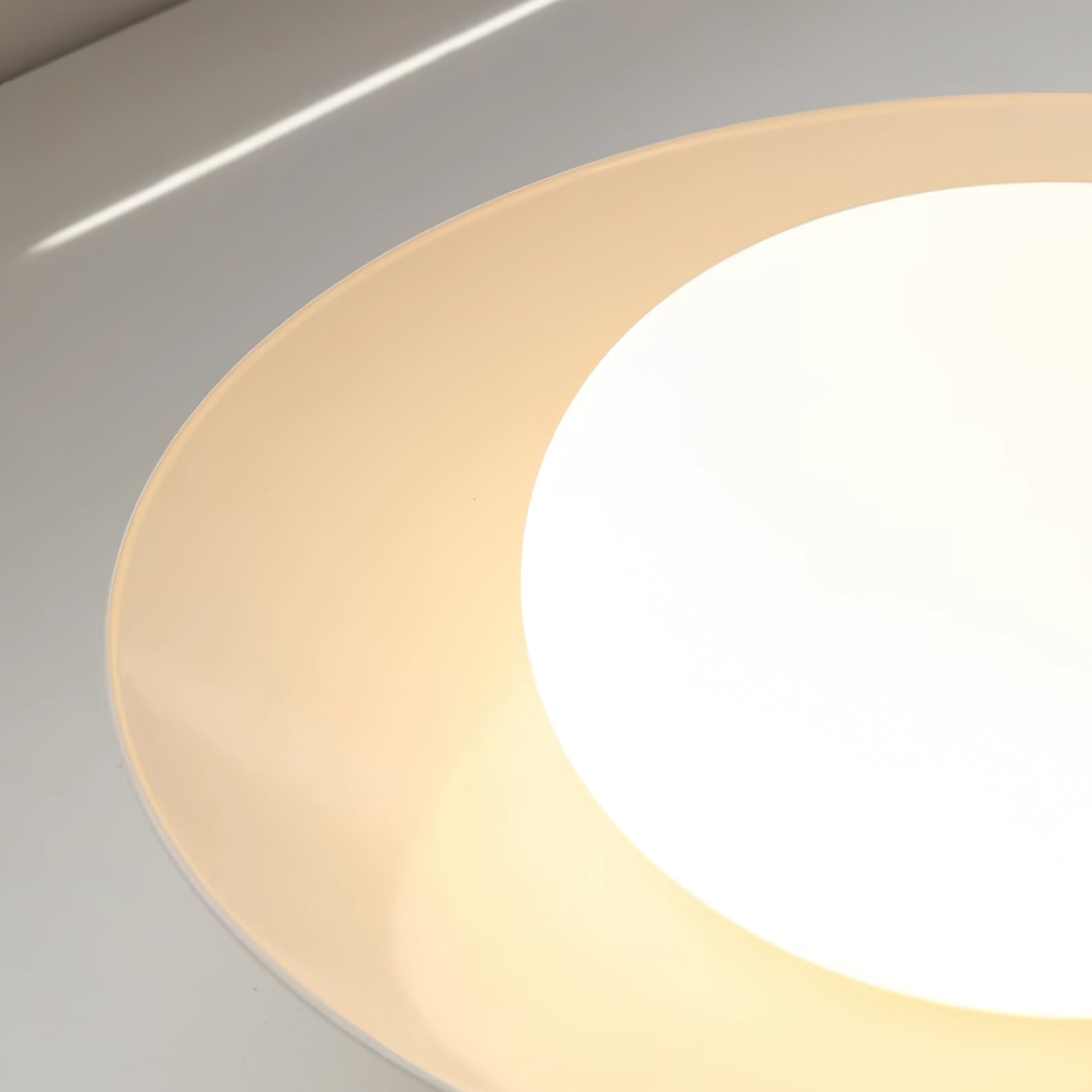 Bomba Ceiling Light