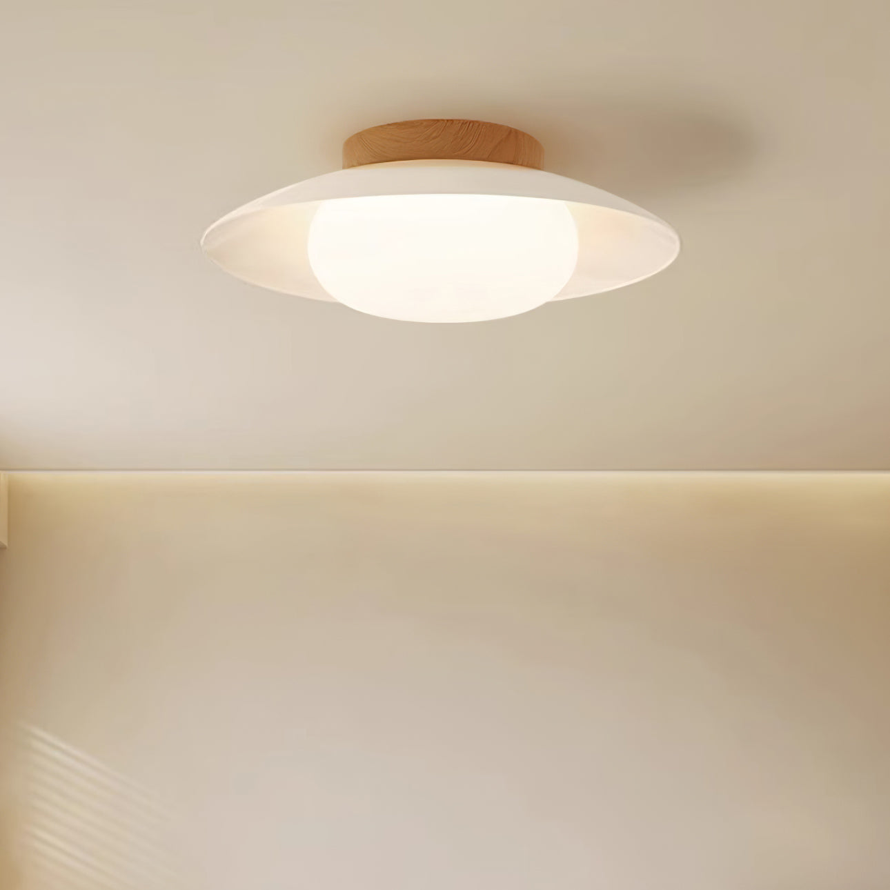 Bomba Ceiling Light