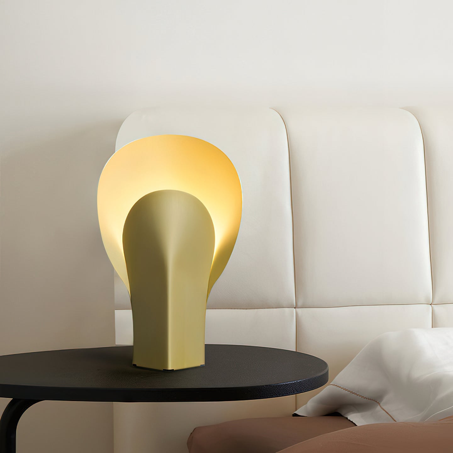 Plume Table Lamp