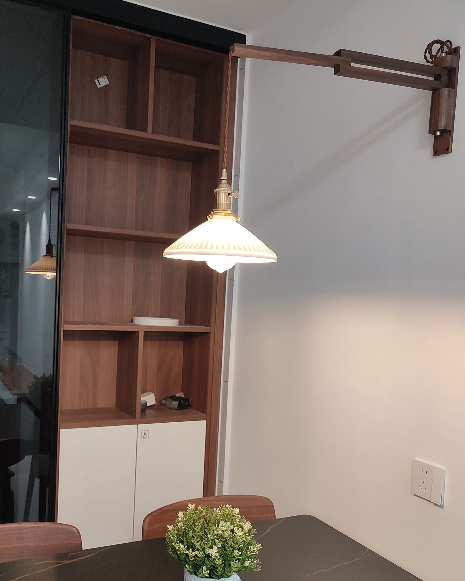 Walnut Telescopic Wall Lamp