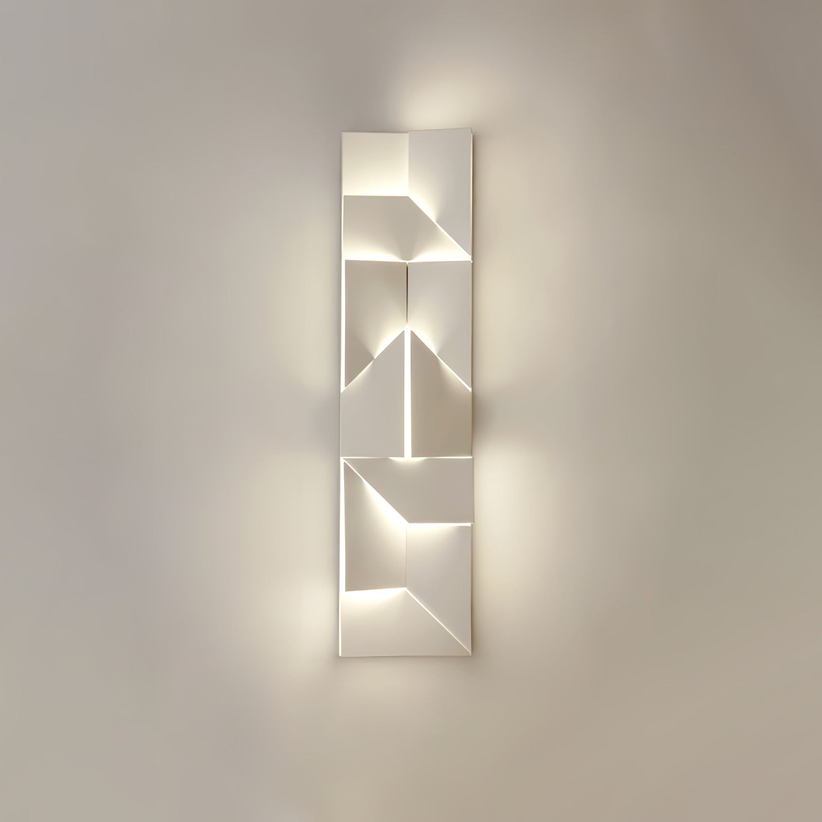 Schatten Grand Sconce