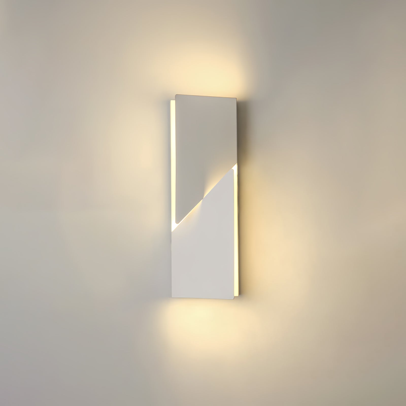 Schatten Grand Sconce