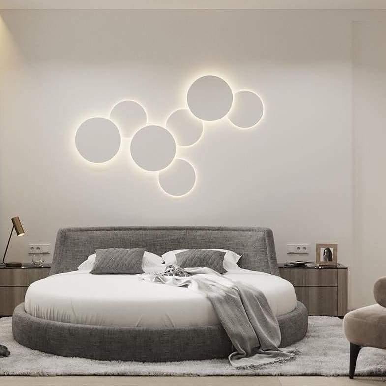 PUCK WALL ART | Fluorescent wall light 