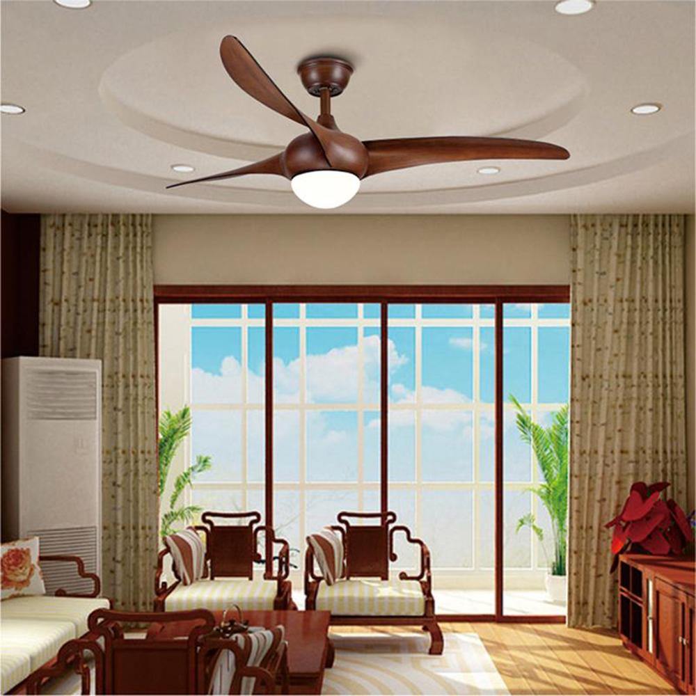 Traditional ceiling fan light