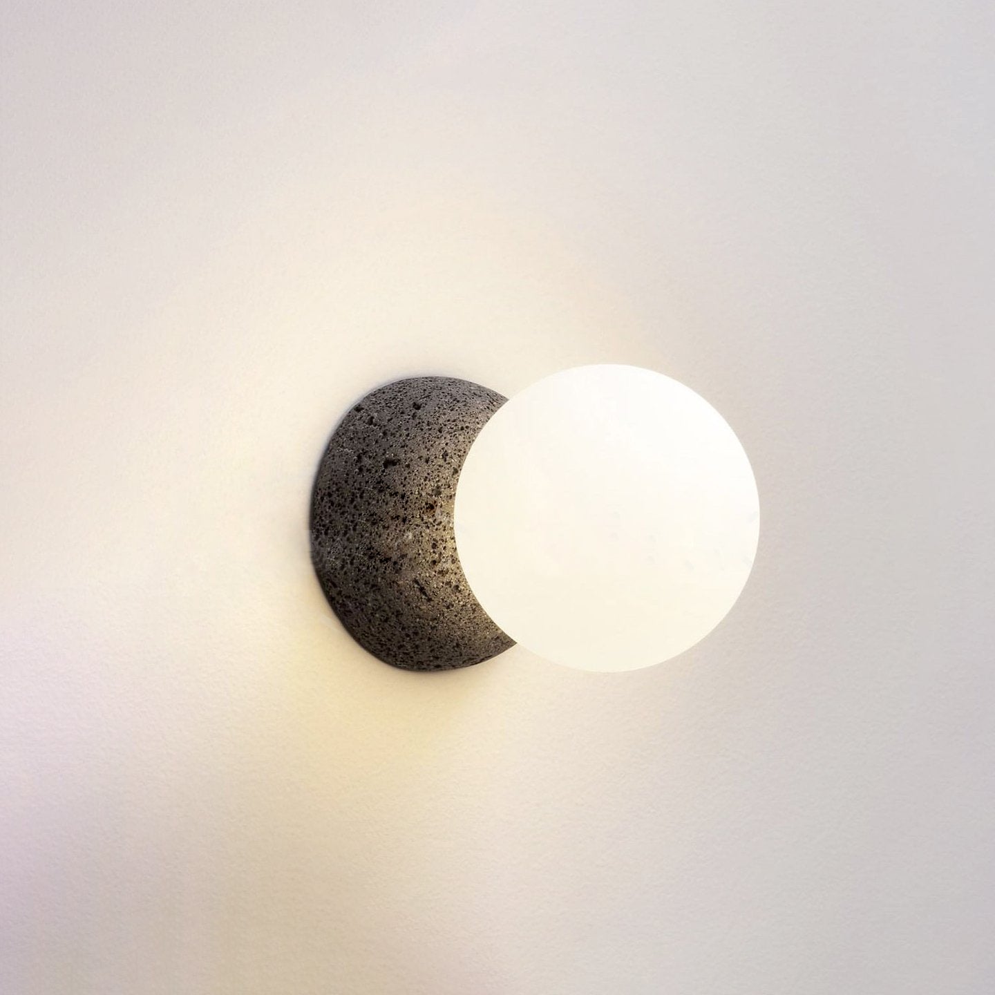 Origo Wall Lamp